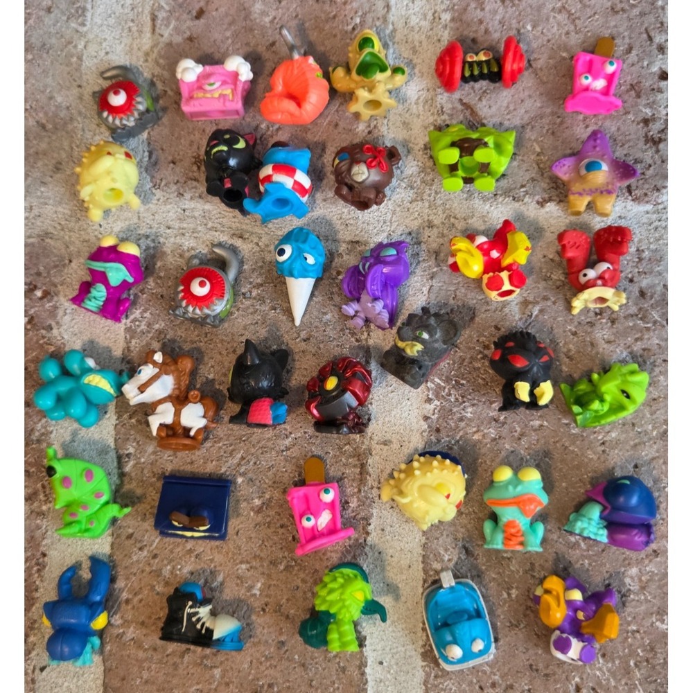 Flush Force Spin Master Series Rubber Figures 36 Pc Lot